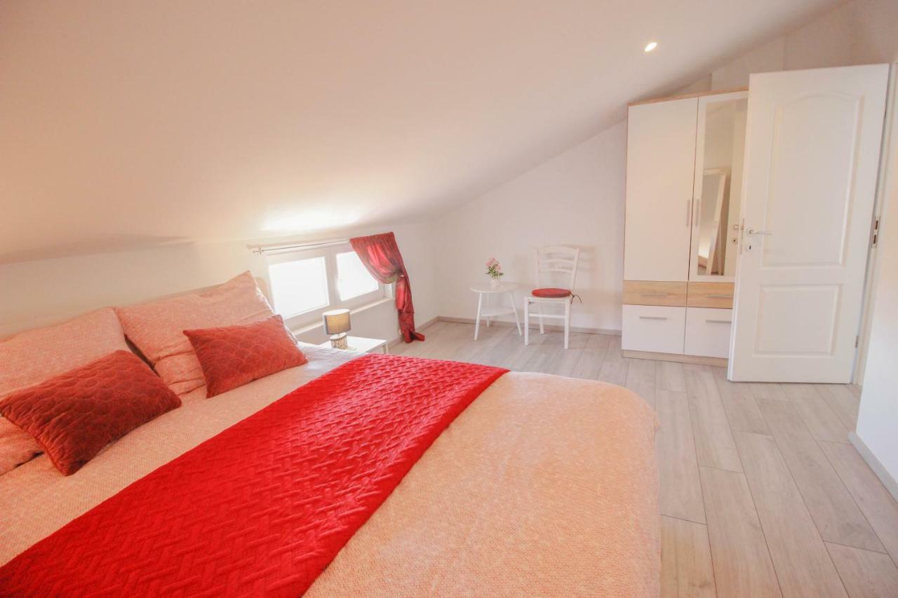 Studio Apartman Sky Rovinj Exterior photo